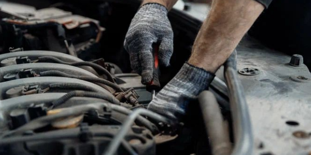 Слесарный ремонт рено 